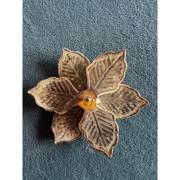 Vintage Gold Mesh Flower w/ Garnet Center – Jewelry Component or Brooch Part - Picture 5 of 6
